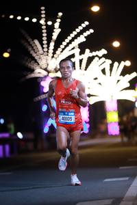 BIB: 40105
                            <button type="button" onclick="openModal(20234298)" class="btn btn-primary btn-sm float-right btn-popup" data-toggle="modal" data-target=".modal-high-quality">
                        <i class="fas fa-shopping-cart"></i> Add to Cart
                    </button>
                                            <button type="button" onclick="isThisMe(20234298, true)" class="btn btn-success btn-sm float-right btn-popup btn-isme hidden" data-toggle="tooltip" data-placement="bottom" title="นี่คือรูปของคุณใช่ไหม คลิกที่นี่เพื่อเอาเข้าอัลบั้ม">
                        <i class="fas fa-plus"></i> Add to album
                    </button>
                    <button type="button" onclick="isThisMe(20234298, false)" class="btn btn-warning btn-sm float-right btn-popup btn-isnotme hidden">
                        <i class="fas fa-ban"></i> Remove from album
                    </button>